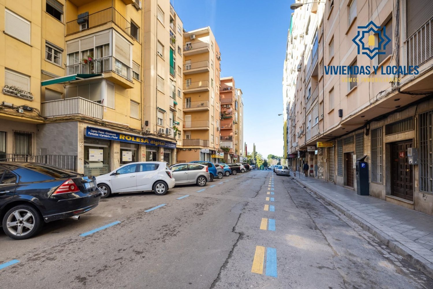 160m² Commercial property in Granada, Spain No. 22396