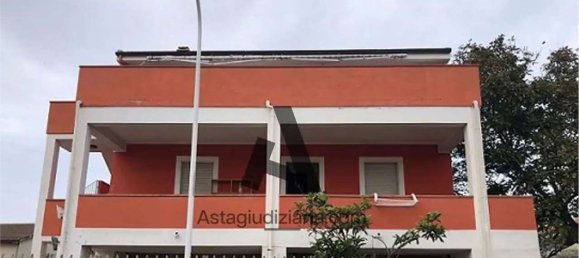 Apartamento de 3 divisões em Sassari, Italy N.º 211277 3