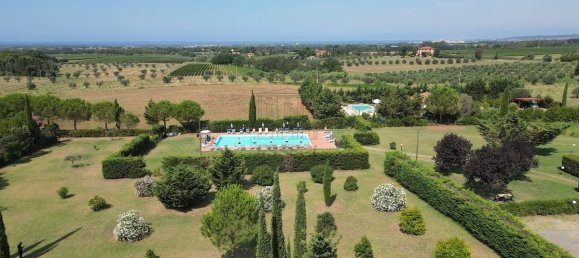 15 bedrooms Building in Cecina, Italy No. 42711 7