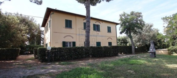 15 bedrooms Building in Cecina, Italy No. 42711 33