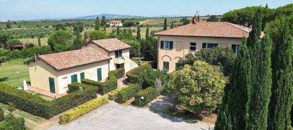 15 bedrooms Building in Cecina, Italy No. 42711 6