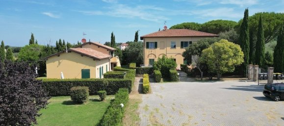 15 bedrooms Building in Cecina, Italy No. 42711 5