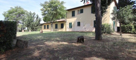 15 bedrooms Building in Cecina, Italy No. 42711 14