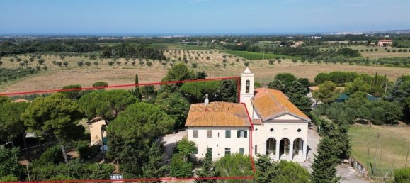 15 bedrooms Building in Cecina, Italy No. 42711 37