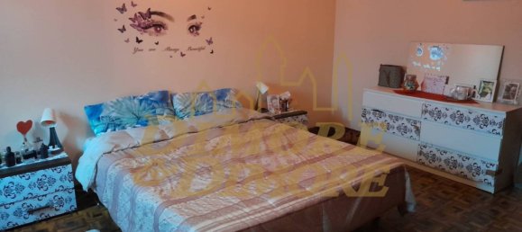 2 Schlafzimmer Villa in Cambiasca, Italy, Nr. 19355 5