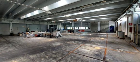 3500m² Warehouse in Peschiera Borromeo, Italy No. 379255 10
