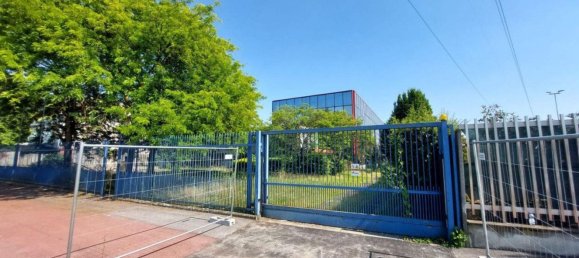 3500m² Warehouse in Peschiera Borromeo, Italy No. 379255 19