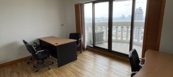 Apartamento com 1 quarto em condomínio em Bang Rak, Thailand N.º 4552 8