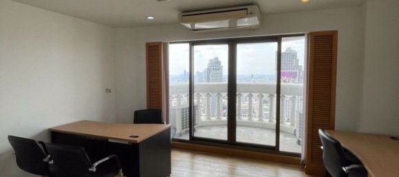 Apartamento com 1 quarto em condomínio em Bang Rak, Thailand N.º 4552 6