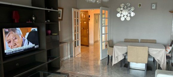 1 bedroom Apartment in Nice, France No. 281485 2