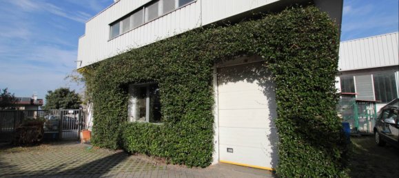 1 room Warehouse in Oggiono, Italy No. 296754 8