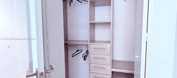 Propriedade comercial T3 em Miami, EUA N.º 615474 20