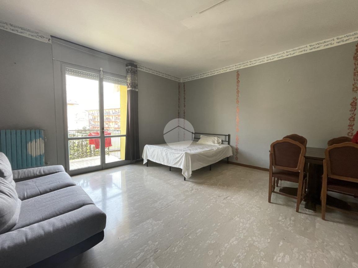 3 rooms Apartment in Trescore Balneario, Italy No. 151594
