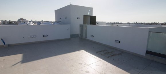 2 bedrooms Apartment in Larnaca, Cyprus No. 17143 21