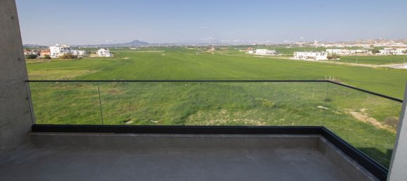 2 bedrooms Apartment in Larnaca, Cyprus No. 17143 6