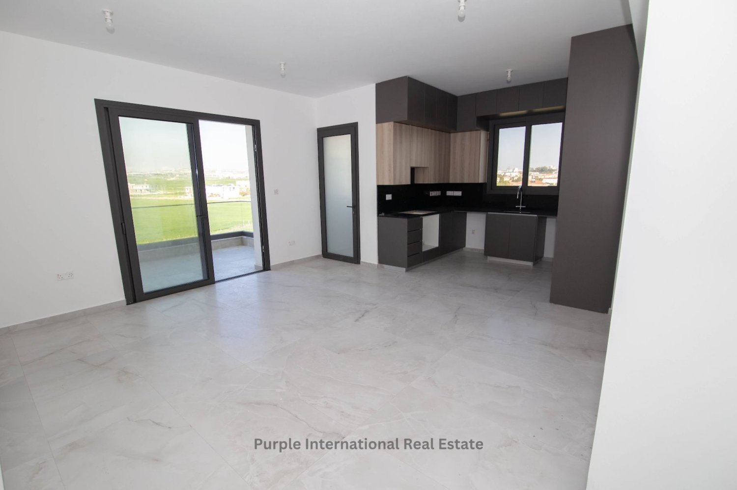2 bedrooms Apartment in Larnaca, Cyprus No. 17143