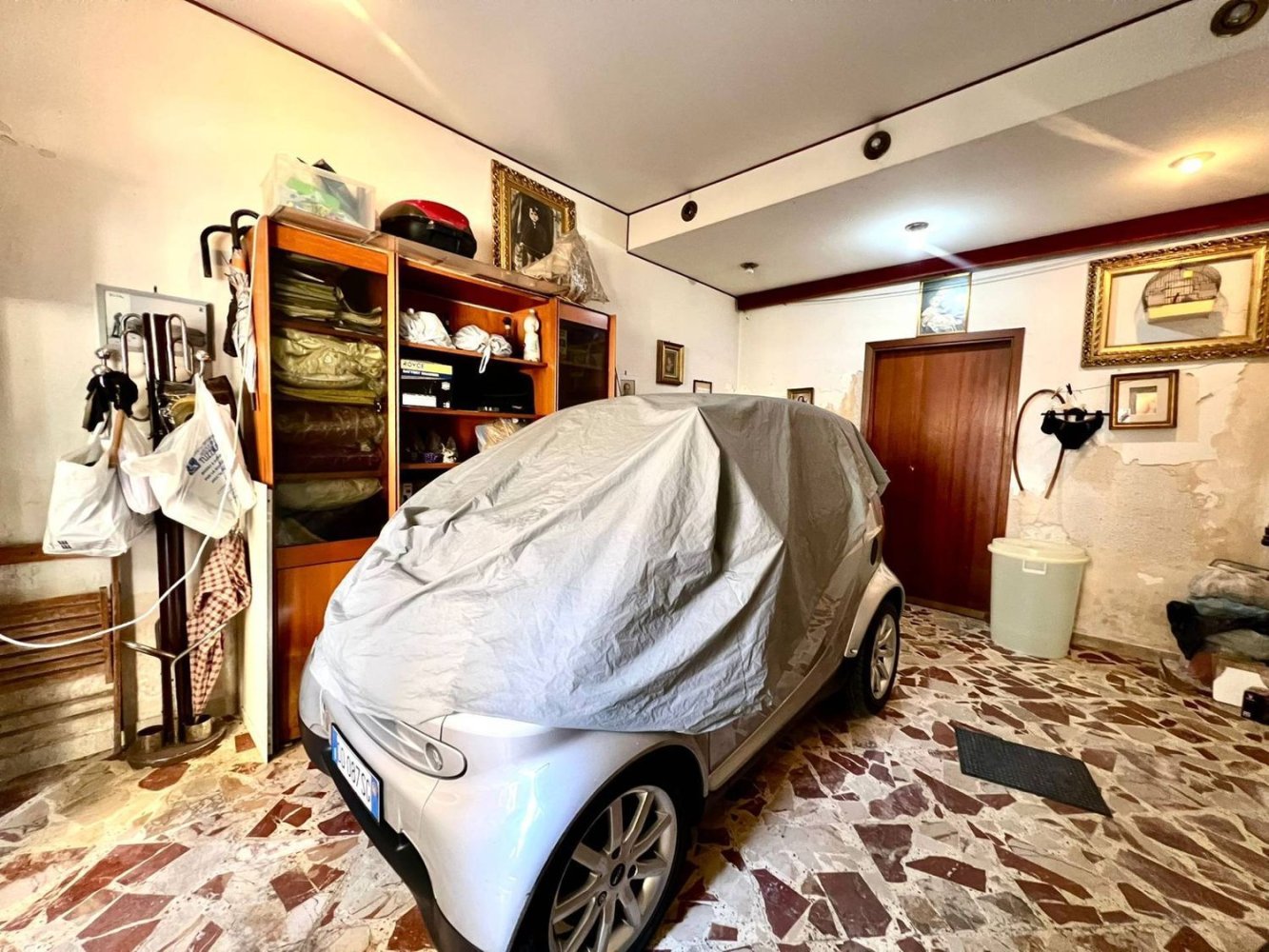 2 Schlafzimmer Wohnung in Palermo, Italy, Nr. 322492