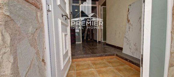 97m² Commercial property in Elda, Spain No. 150382 2