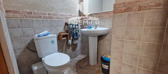 97m² Commercial property in Elda, Spain No. 150382 5
