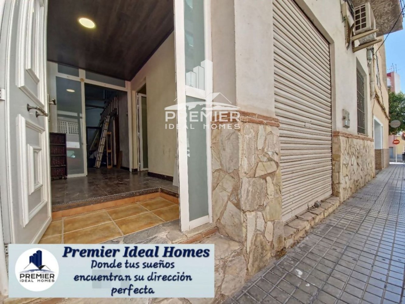 97m² Commercial property in Elda, Spain No. 150382