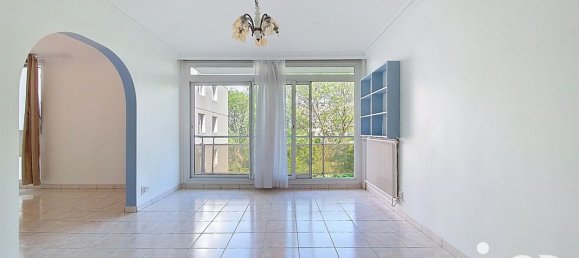 3 Schlafzimmer Wohnung in Livry-Gargan, France, Nr. 330435 3