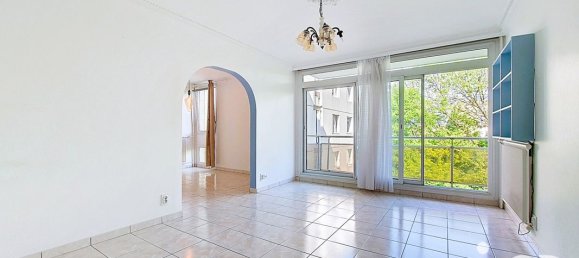 3 Schlafzimmer Wohnung in Livry-Gargan, France, Nr. 330435 2