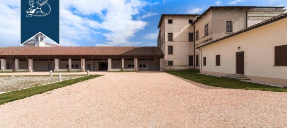 8 bedrooms Villa in Malo, Italy No. 362949 2