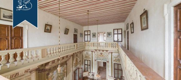 8 bedrooms Villa in Malo, Italy No. 362949 19