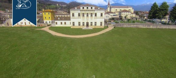8 bedrooms Villa in Malo, Italy No. 362949 6