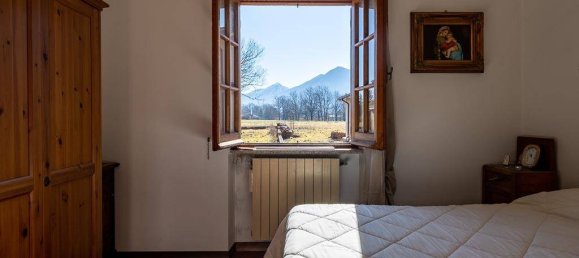 Вилла с 4 спальнями в Леонесса, Италия № 72788 3