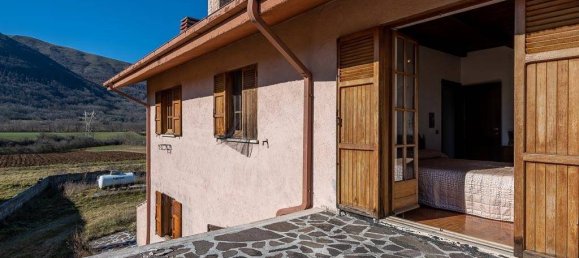 Вилла с 4 спальнями в Леонесса, Италия № 72788 16