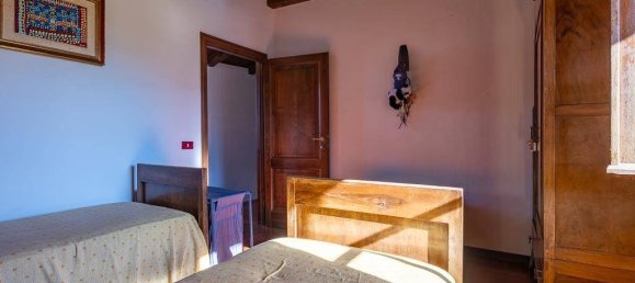 Вилла с 4 спальнями в Леонесса, Италия № 72788 10