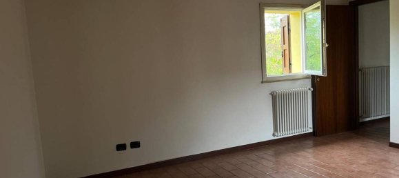 4 rooms Apartment in Modena, Italy No. 154204 49