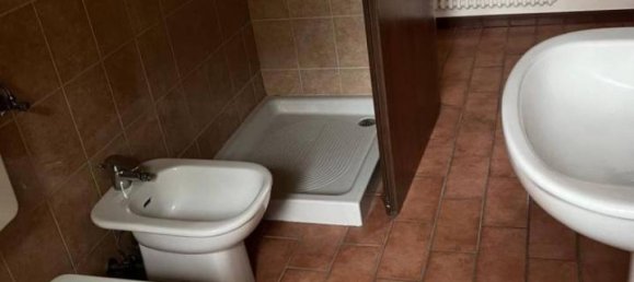 4 rooms Apartment in Modena, Italy No. 154204 39