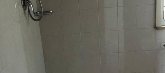 4 rooms Apartment in Modena, Italy No. 154204 9