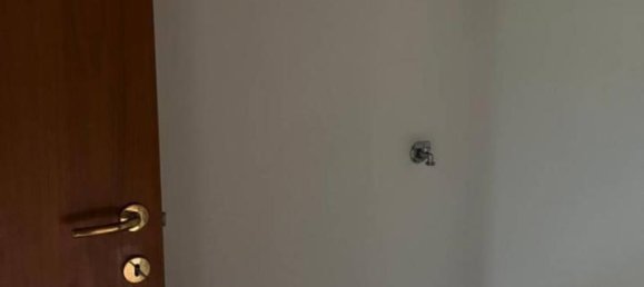 4 rooms Apartment in Modena, Italy No. 154204 17