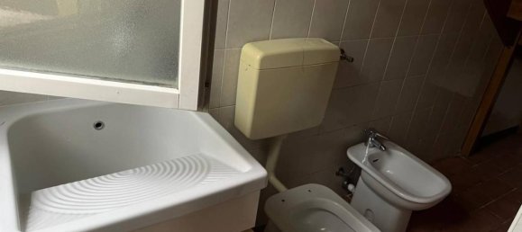 4 rooms Apartment in Modena, Italy No. 154204 11