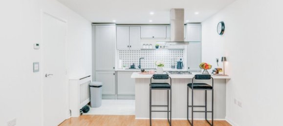 2 bedrooms Apartment in London, United Kingdom No. 10652 8