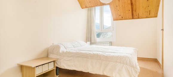 2 chambres Duplex à Aisa, Spain No. 159525 3