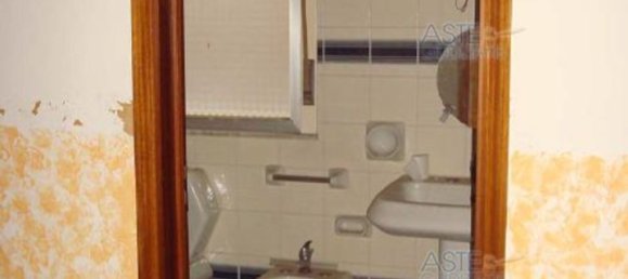 6 rooms Apartment in Paternò, Italy No. 45576 14