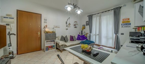 2-Zimmer Wohnung in Cardano al Campo, Italy, Nr. 310605 8