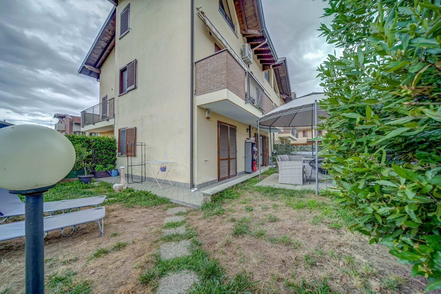 2-Zimmer Wohnung in Cardano al Campo, Italy, Nr. 310605