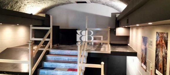 1 room Commercial property in Rome, Italy No. 50133 2