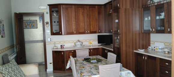 5 rooms Apartment in Palermo, Italy No. 45639 12