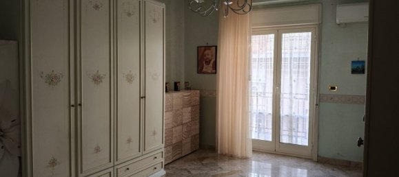 5 rooms Apartment in Palermo, Italy No. 45639 20
