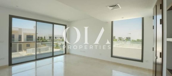 4 Schlafzimmer Villa in Yas Island, UAE, Nr. 17319 3