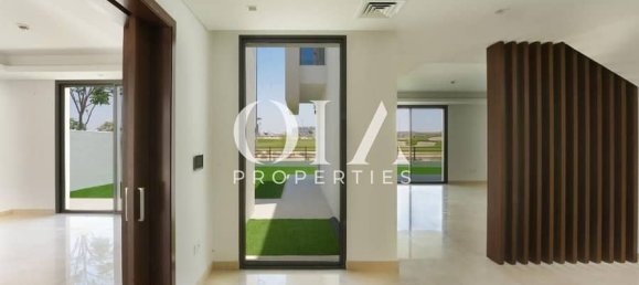 4 Schlafzimmer Villa in Yas Island, UAE, Nr. 17319 7