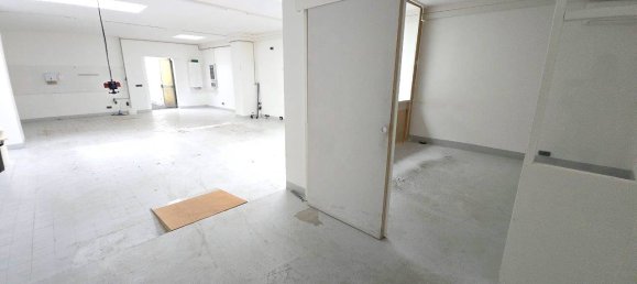 Edifício T12 em Cologne, Germany N.º 354803 21