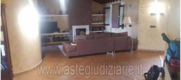 3 Schlafzimmer Villa in Segni, Italy, Nr. 13294 9