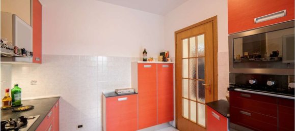 6-salle Maison à Viareggio, Italy No. 42550 8